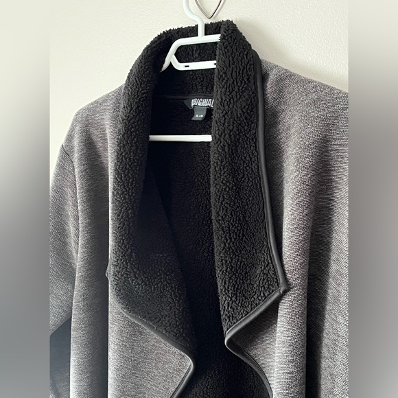 Women’s ORIGINAL Nicole Miller Cardigan Jacket Sherpa Lined Duster Lapel - Picture 2 of 12